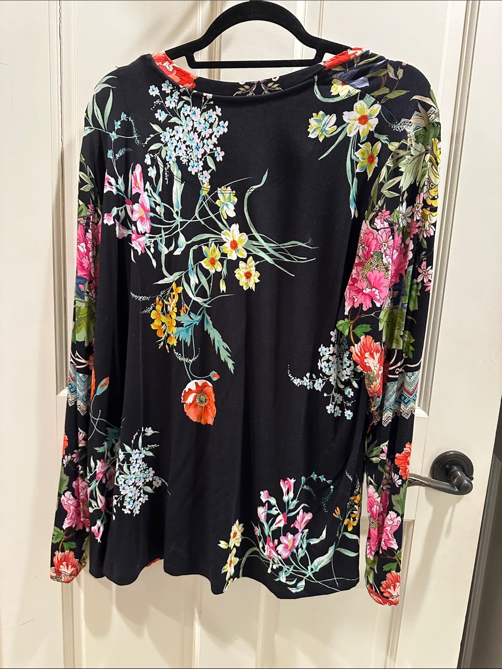 Johnny Was: designer shirt: Black Floral V-Neck Long Sleeve Tee with Multicolor - Picture 2 of 6